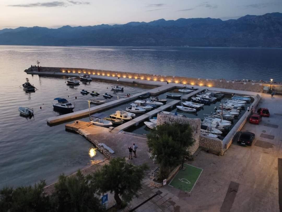 Apartment 4Reasons Ražanac Εξωτερικό φωτογραφία